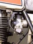 www.etmoteur.fr_media_amal_images_amal_mk2_vue_gauche_xt500_petit.jpg