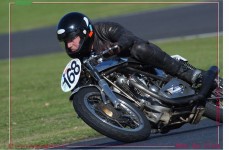 www.etmoteur.fr_media_photos_motos_photo_yann_tonup_2003_petit.jpg